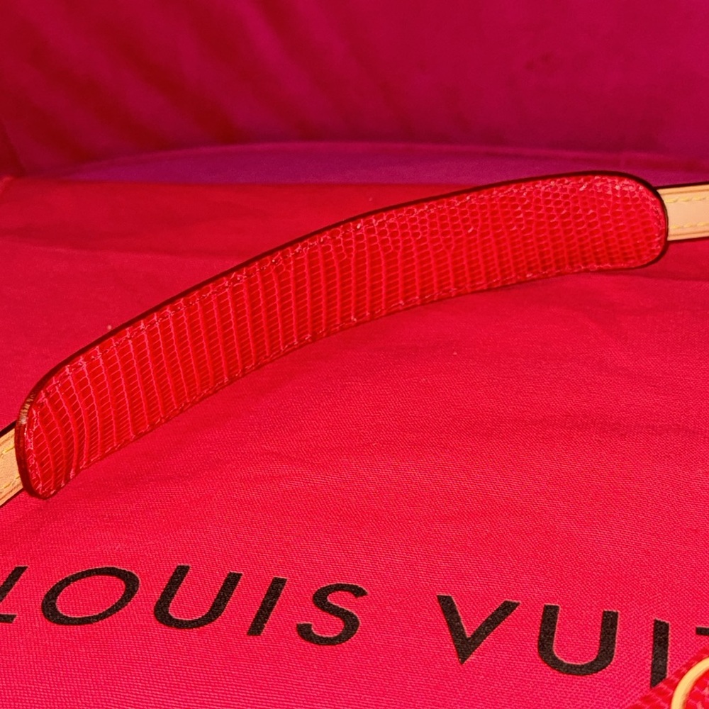 Louis Vuitton x Takashi Murakami Lizard Monogram Cerises Pochette cherry 🍒 bag - Picture 5 of 16